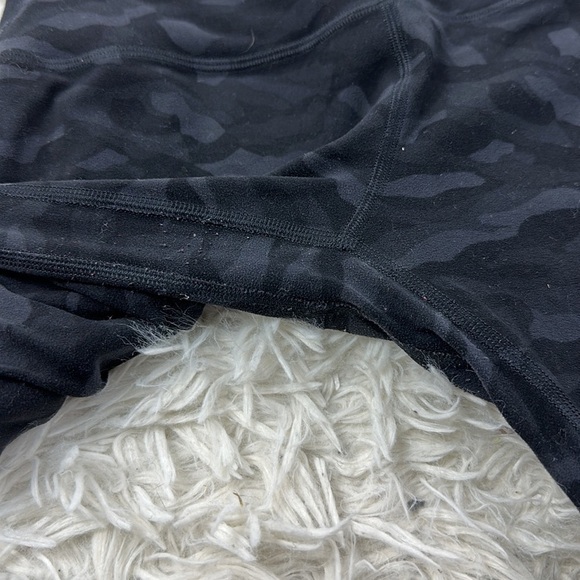 Lululemon Align Crop *21" Sequoia Camo Print Deep Coal Black - Picture 3 of 6